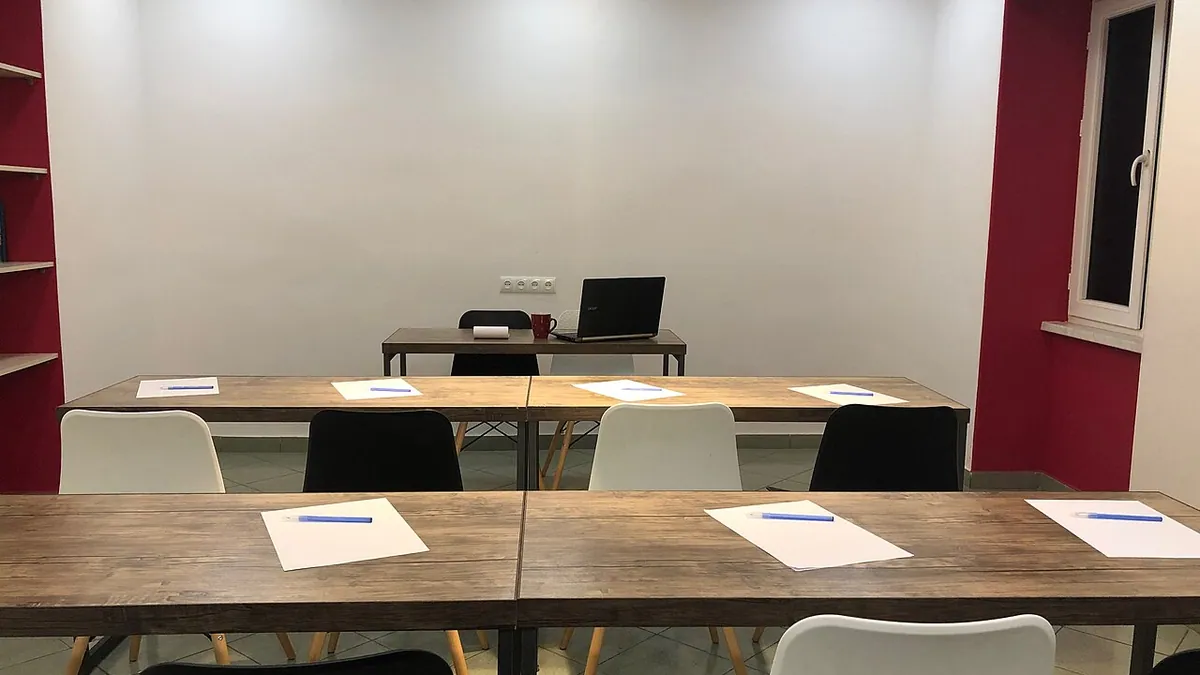 关键词的单复数可以应用到不同的页面（SEO · 办公空间场景）